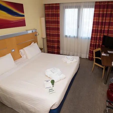 Ξενοδοχείο Western Palace 4*