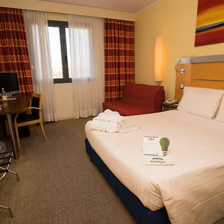 Western Palace Hotel