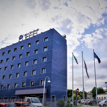 베스트 웨스턴 팰리스 인 호텔