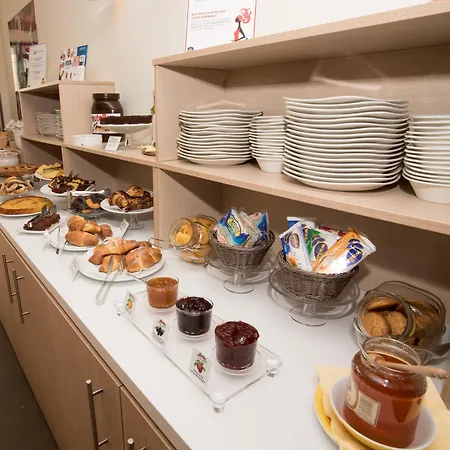 Western Palace Ferrara