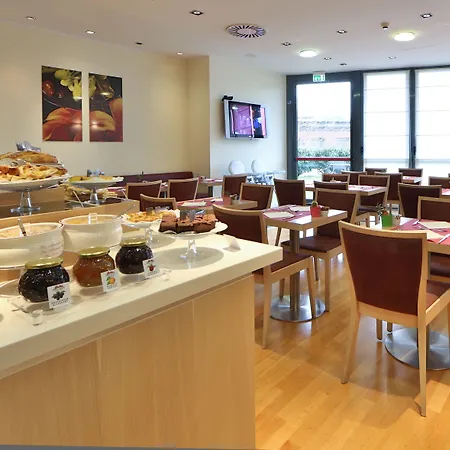 Western Palace מלון 4*