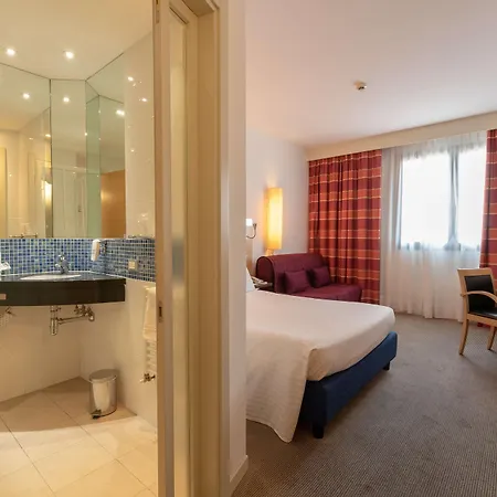 베스트 웨스턴 팰리스 인 4*