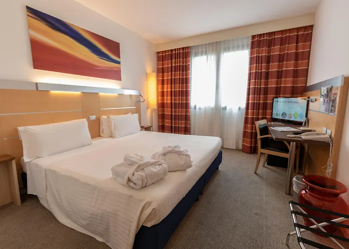 Western Palace Szálloda Ferrara