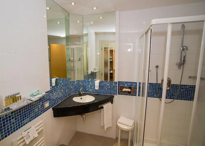 Western Palace Ferrara