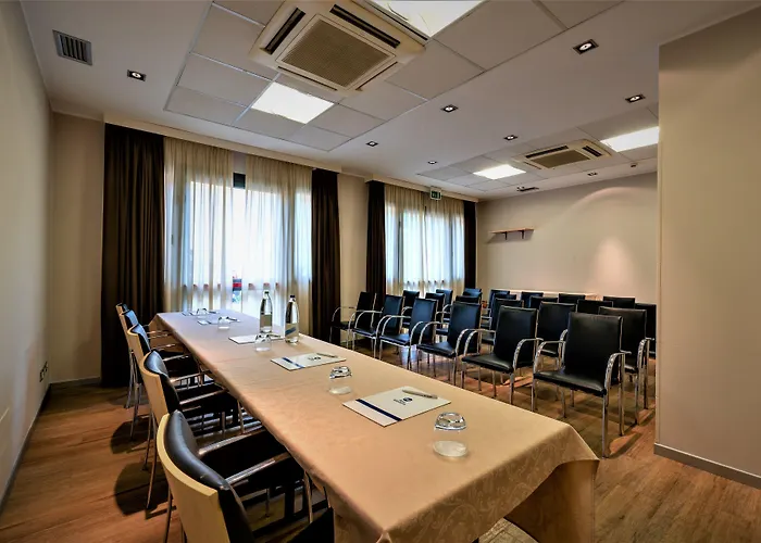 Szálloda Western Palace 4*